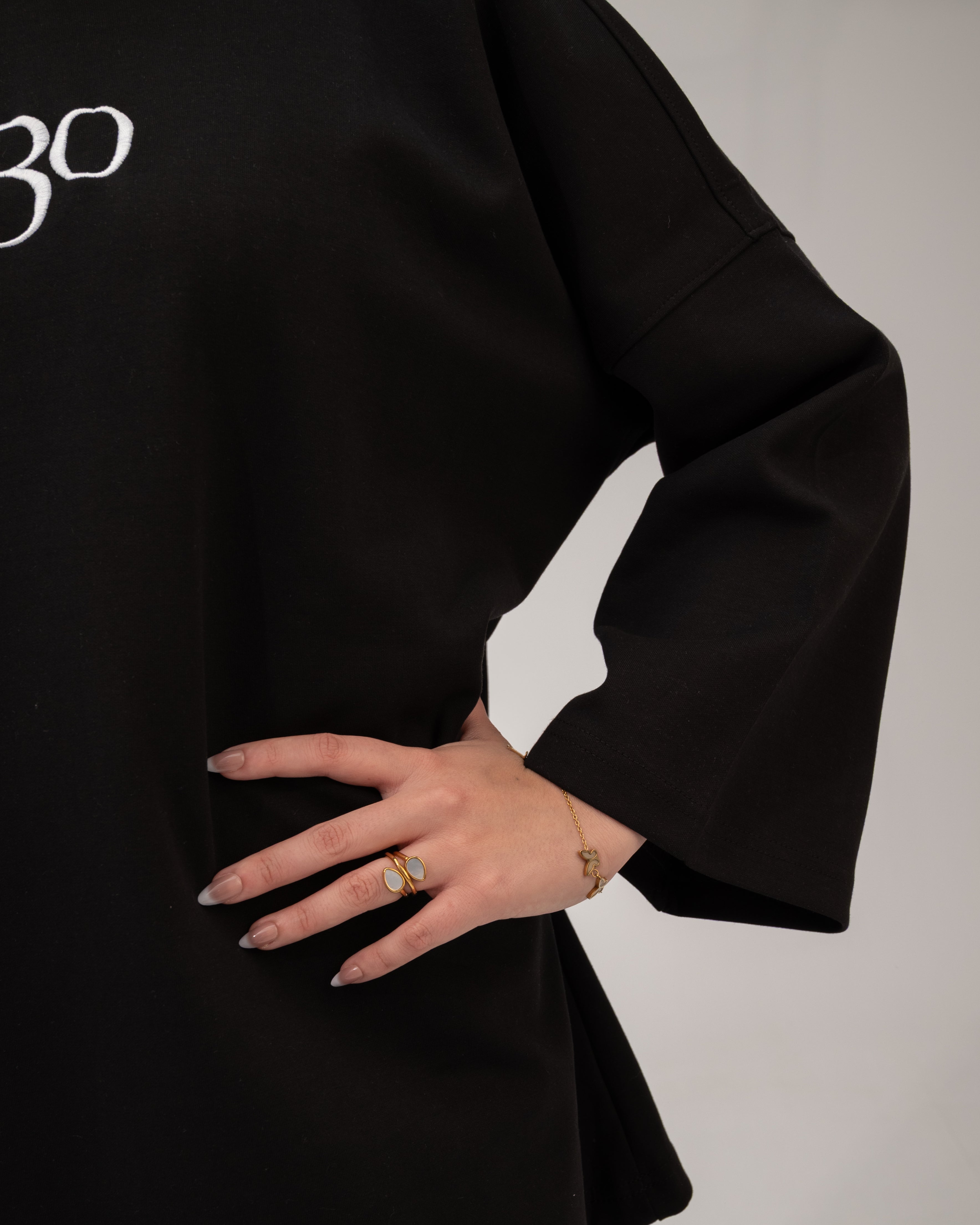 Oversized Long-Sleeve T-Shirt